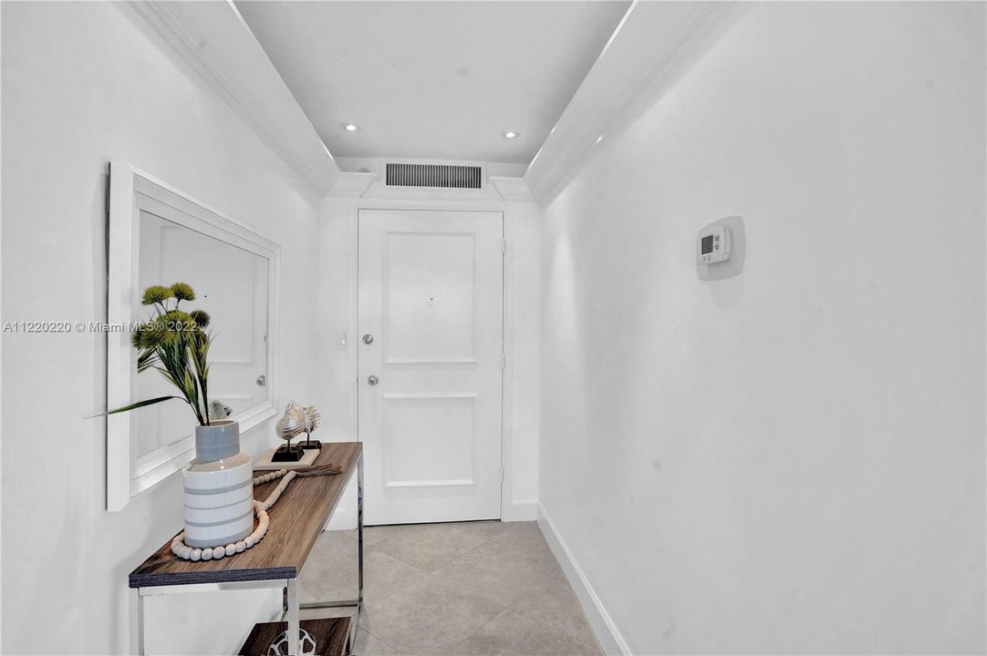 Recently Sold: $1,198,000 (2 beds, 2 baths, 1284 Square Feet)