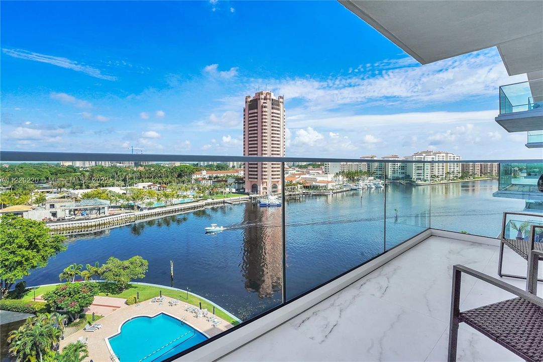 Recently Sold: $1,198,000 (2 beds, 2 baths, 1284 Square Feet)