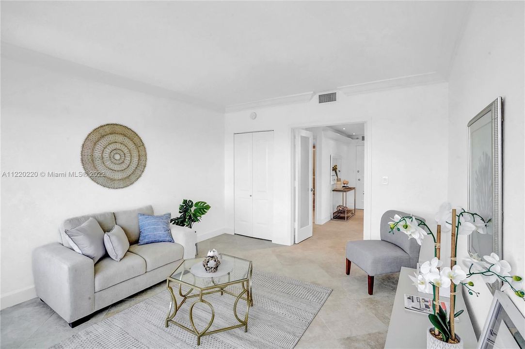 Recently Sold: $1,198,000 (2 beds, 2 baths, 1284 Square Feet)