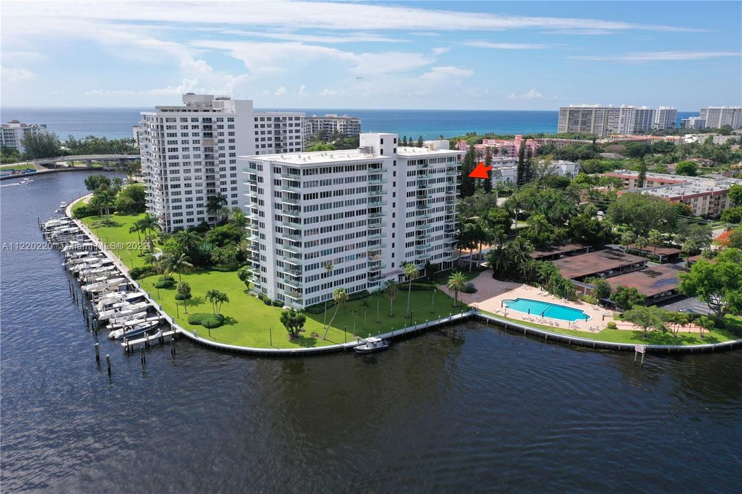 Recently Sold: $1,198,000 (2 beds, 2 baths, 1284 Square Feet)