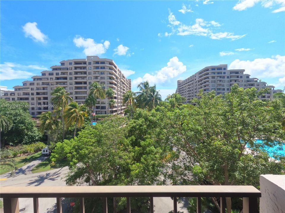 Recently Sold: $1,130,000 (2 beds, 2 baths, 1715 Square Feet)