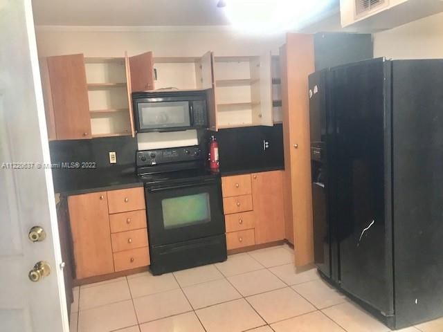 Recently Rented: $3,500 (0 beds, 0 baths, 0 Square Feet)
