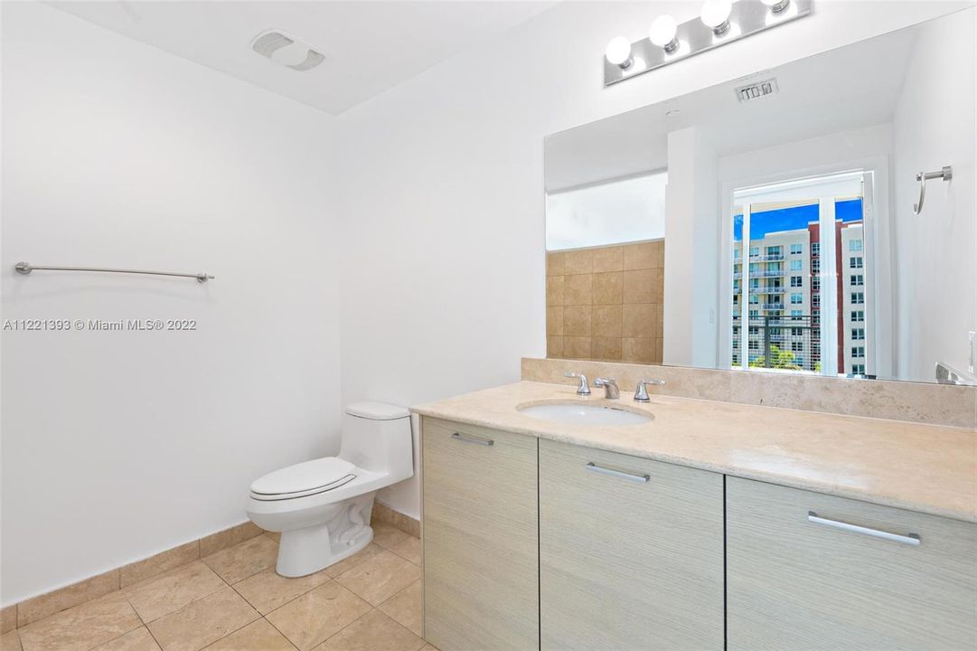 Recently Sold: $499,000 (2 beds, 2 baths, 1020 Square Feet)