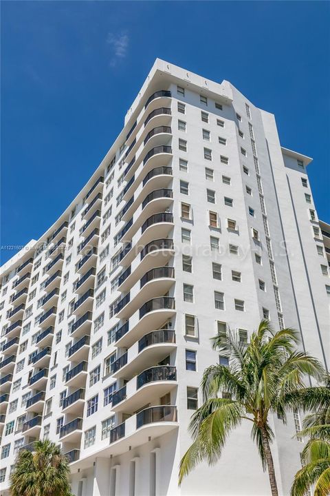 Recently Sold: $480,000 (1 beds, 2 baths, 1206 Square Feet)
