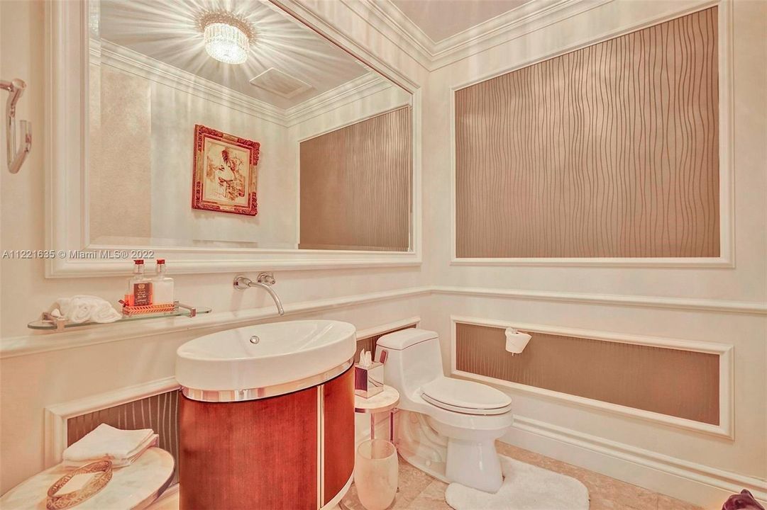 出租: $45,000 (3 贝兹, 3 浴室, 3128 平方英尺)