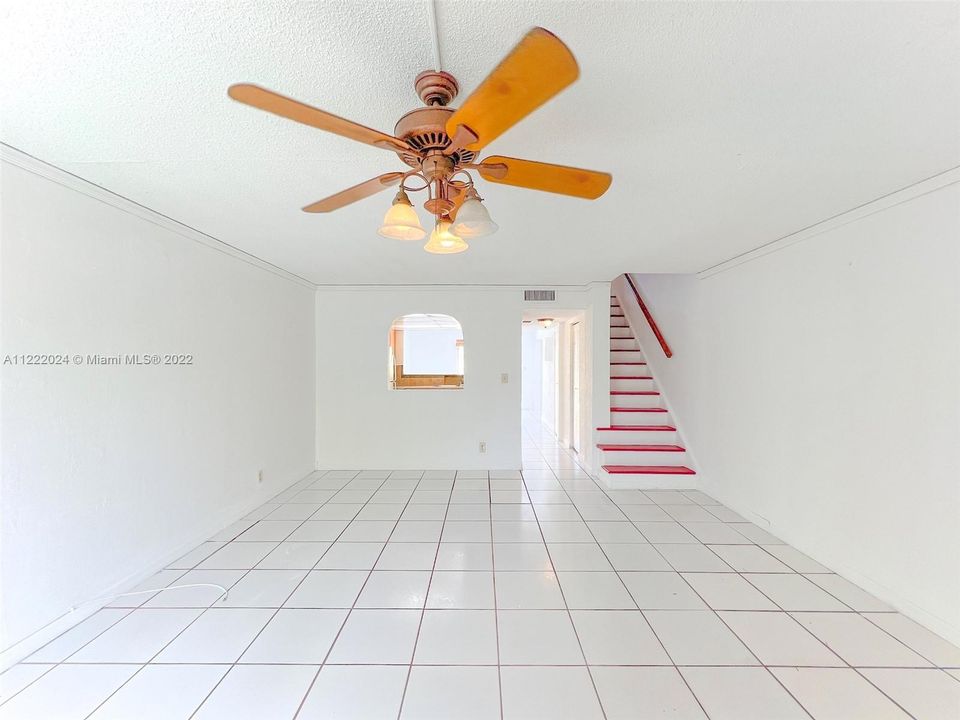 Recientemente alquilado: $2,000 (2 camas, 2 baños, 1060 Pies cuadrados)