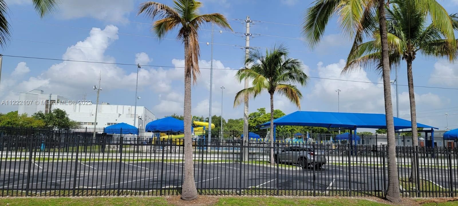 Recientemente alquilado: $1,400 (1 camas, 1 baños, 650 Pies cuadrados)