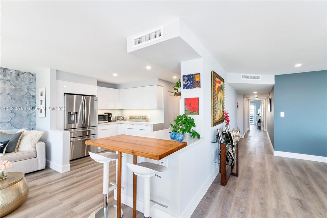 Recently Sold: $999,995 (2 beds, 2 baths, 1771 Square Feet)