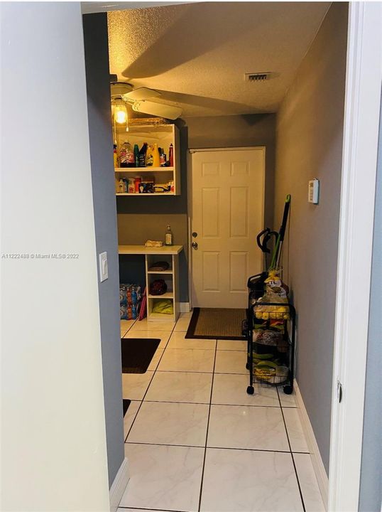 Recently Sold: $635,000 (4 beds, 3 baths, 3552 Square Feet)