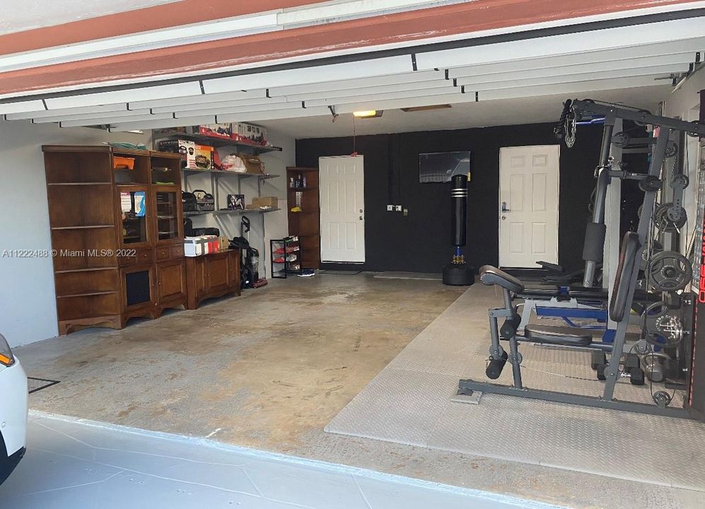 Recently Sold: $635,000 (4 beds, 3 baths, 3552 Square Feet)