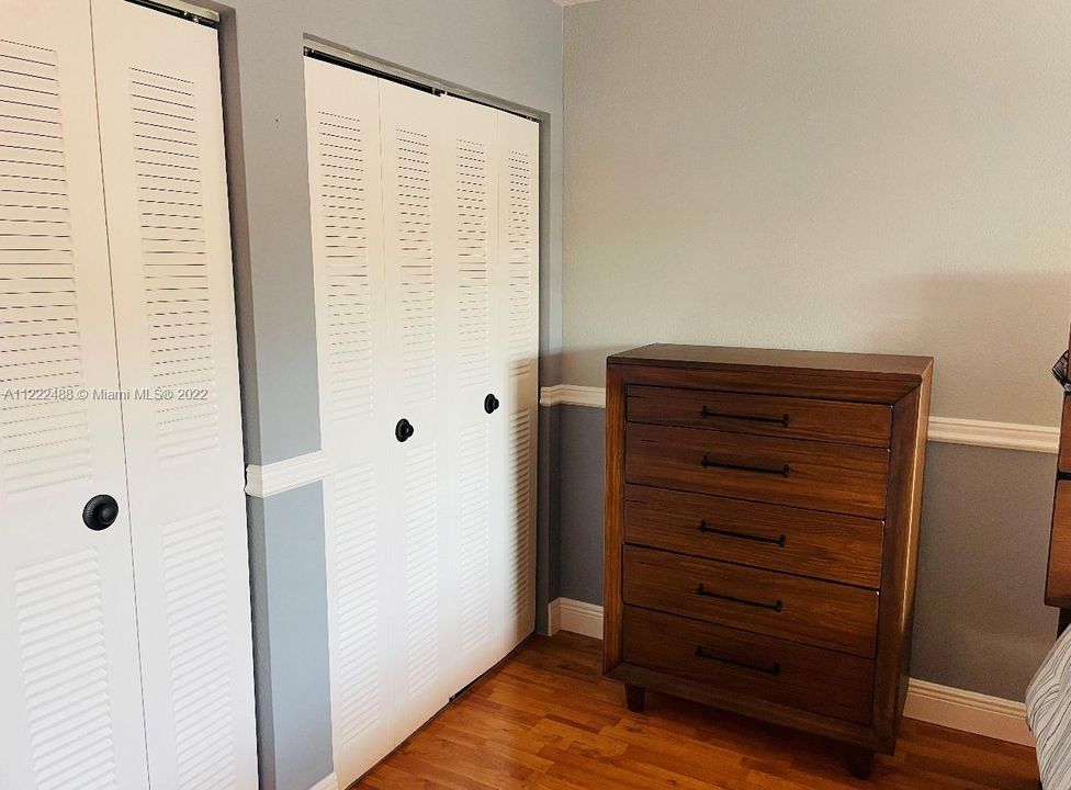 Recently Sold: $635,000 (4 beds, 3 baths, 3552 Square Feet)