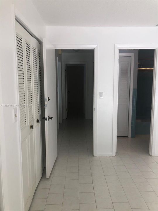 Недавно продано: $275,000 (2 спален, 2 ванн, 1720 Квадратных фут)