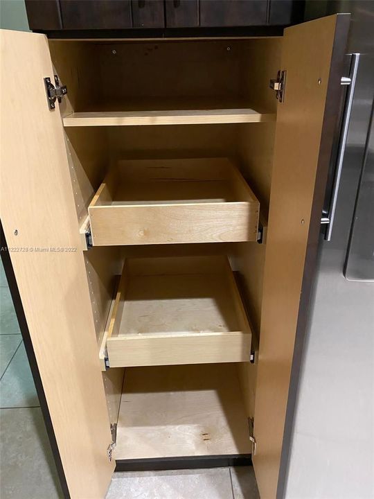 最近租的: $2,600 (3 贝兹, 2 浴室, 1290 平方英尺)