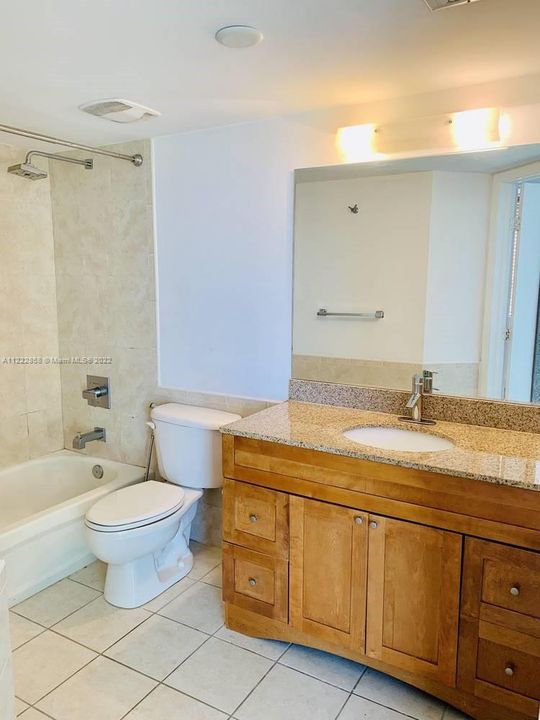 最近租的: $2,500 (2 贝兹, 2 浴室, 881 平方英尺)