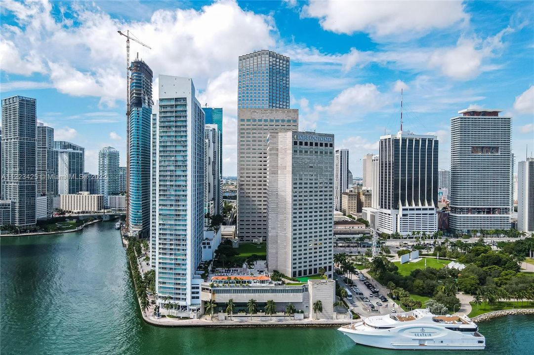 Recently Rented: $3,100 (1 beds, 1 baths, 846 Square Feet)