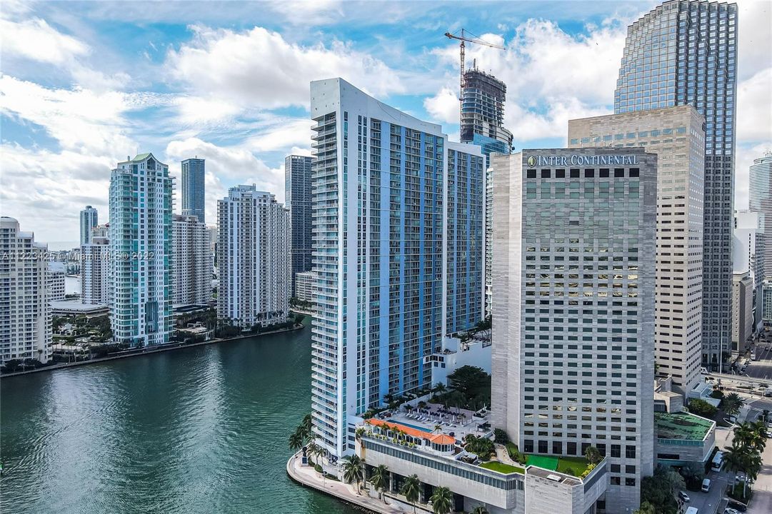 Recently Rented: $3,100 (1 beds, 1 baths, 846 Square Feet)