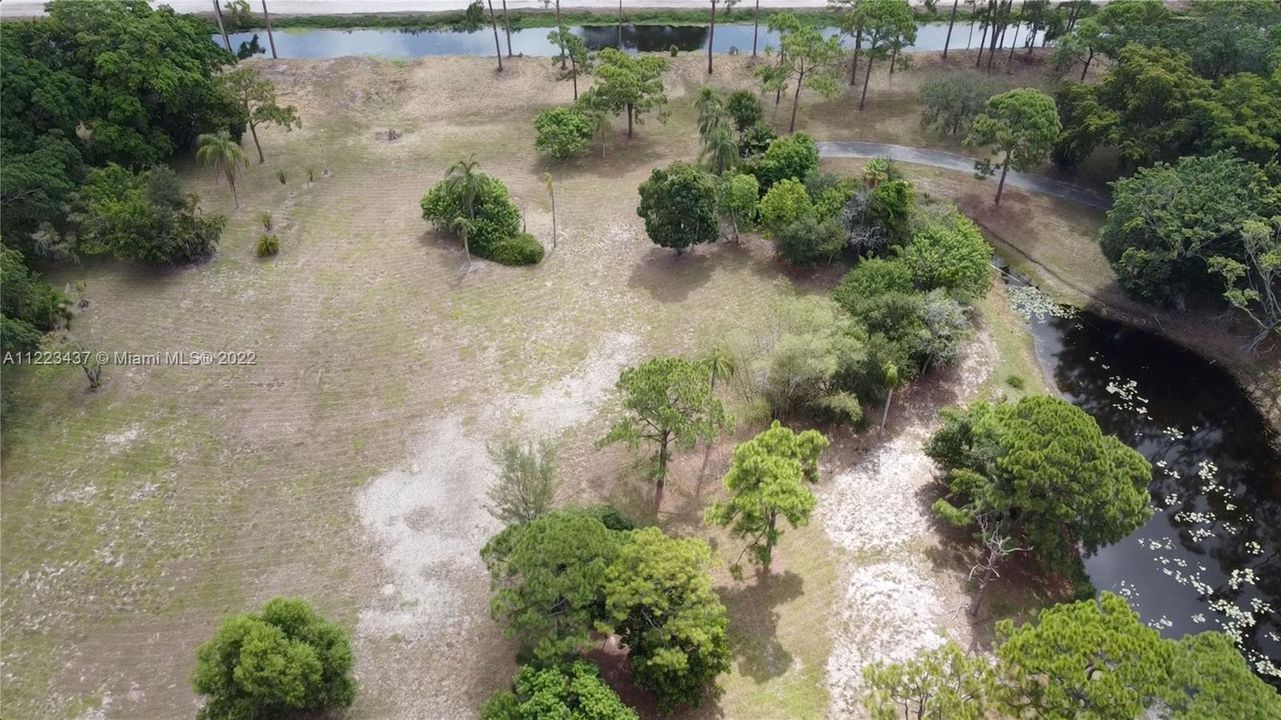 Recently Sold: $7,500,000 (7.49 acres)