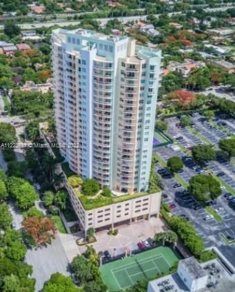 Recently Sold: $485,000 (1 beds, 1 baths, 895 Square Feet)