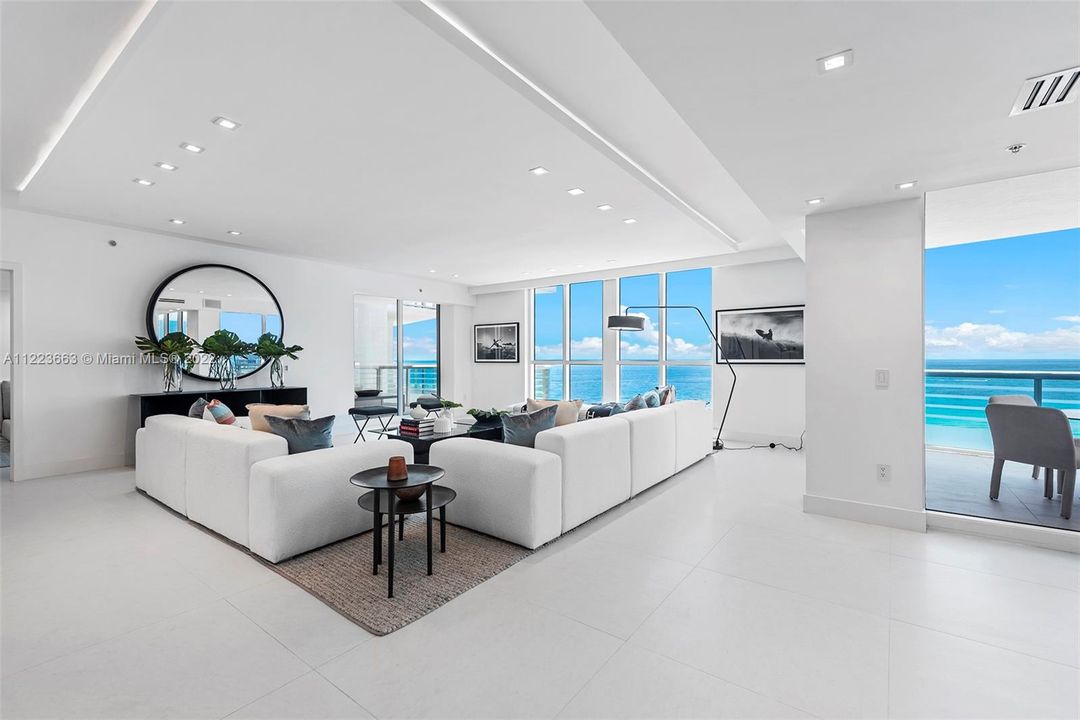 Recently Sold: $5,100,000 (3 beds, 3 baths, 2749 Square Feet)