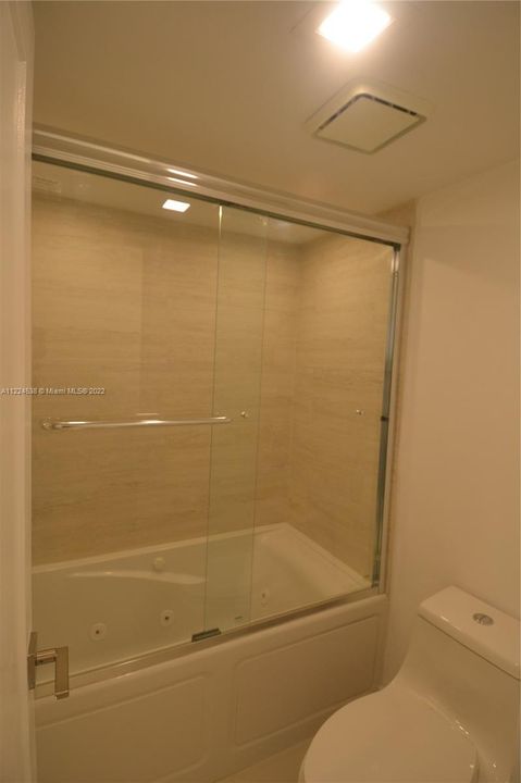 最近租的: $2,800 (2 贝兹, 2 浴室, 1096 平方英尺)