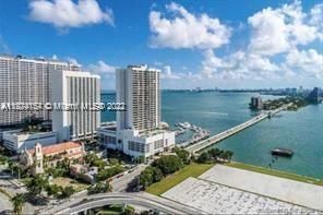 Recently Sold: $335,000 (1 beds, 1 baths, 860 Square Feet)
