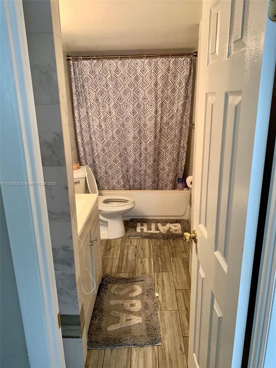 Vendido Recientemente: $159,900 (1 camas, 1 baños, 639 Pies cuadrados)
