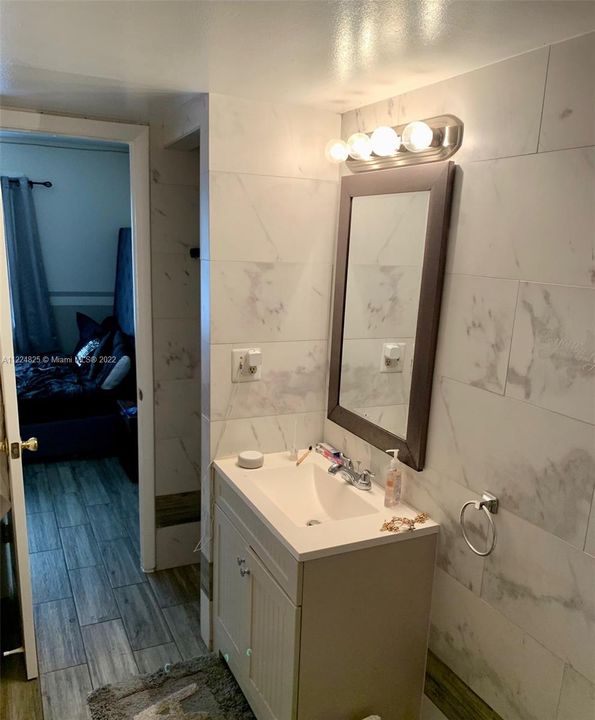 Vendido Recientemente: $159,900 (1 camas, 1 baños, 639 Pies cuadrados)