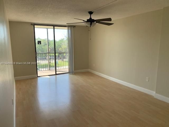 Recently Sold: $149,900 (1 beds, 1 baths, 720 Square Feet)