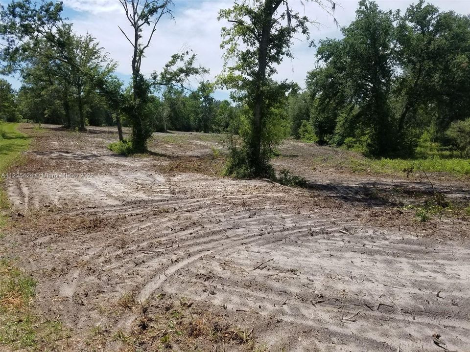 Недавно продано: $158,000 (20.00 acres)