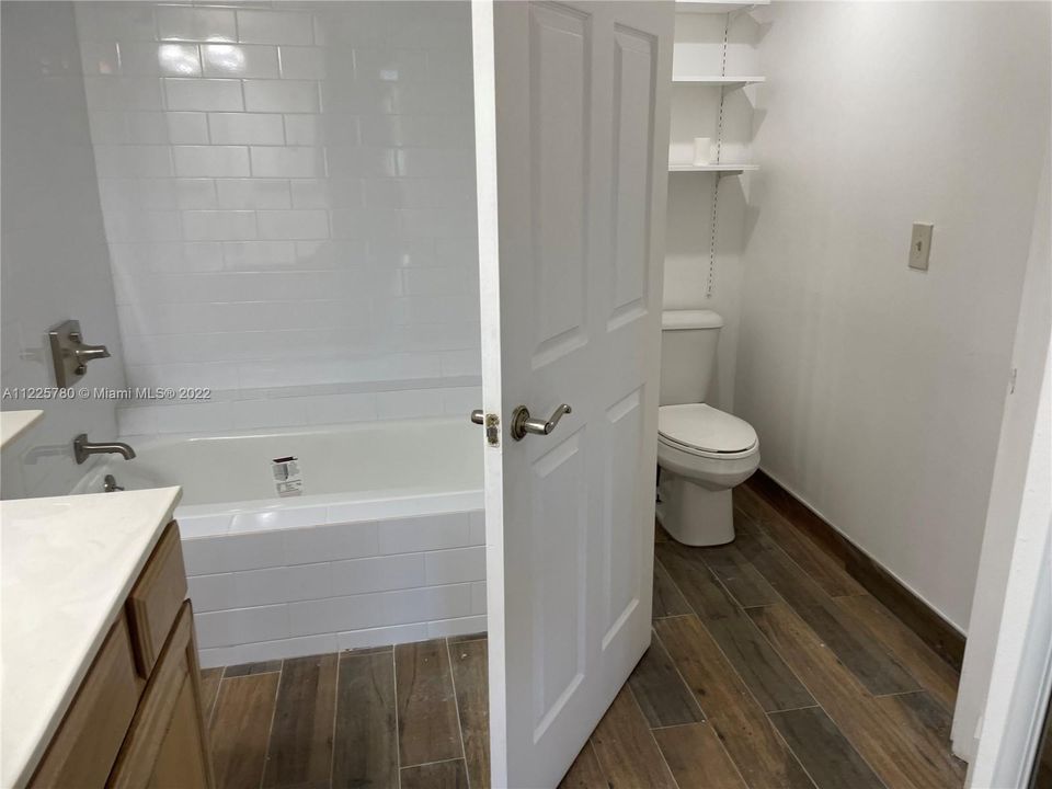 Недавно арендовано: $1,700 (1 спален, 1 ванн, 620 Квадратных фут)