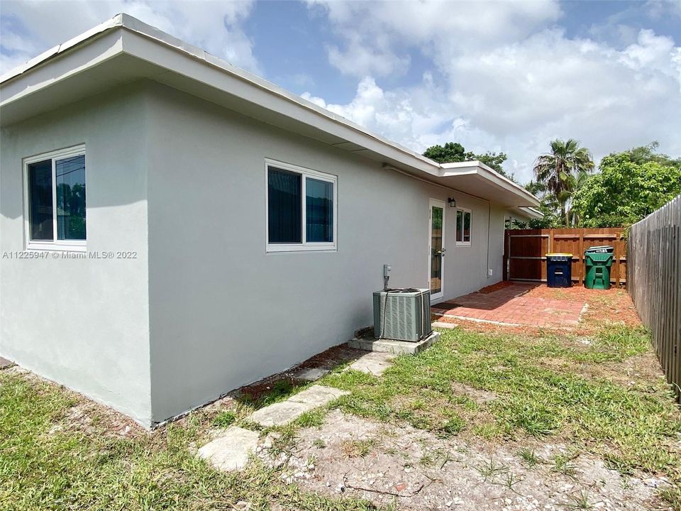 Recently Sold: $535,000 (3 beds, 2 baths, 1510 Square Feet)