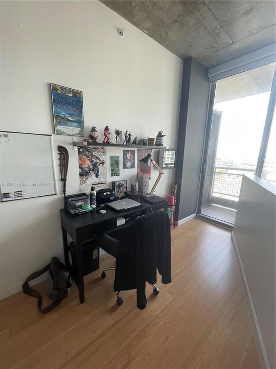 Recently Rented: $3,000 (1 beds, 1 baths, 795 Square Feet)