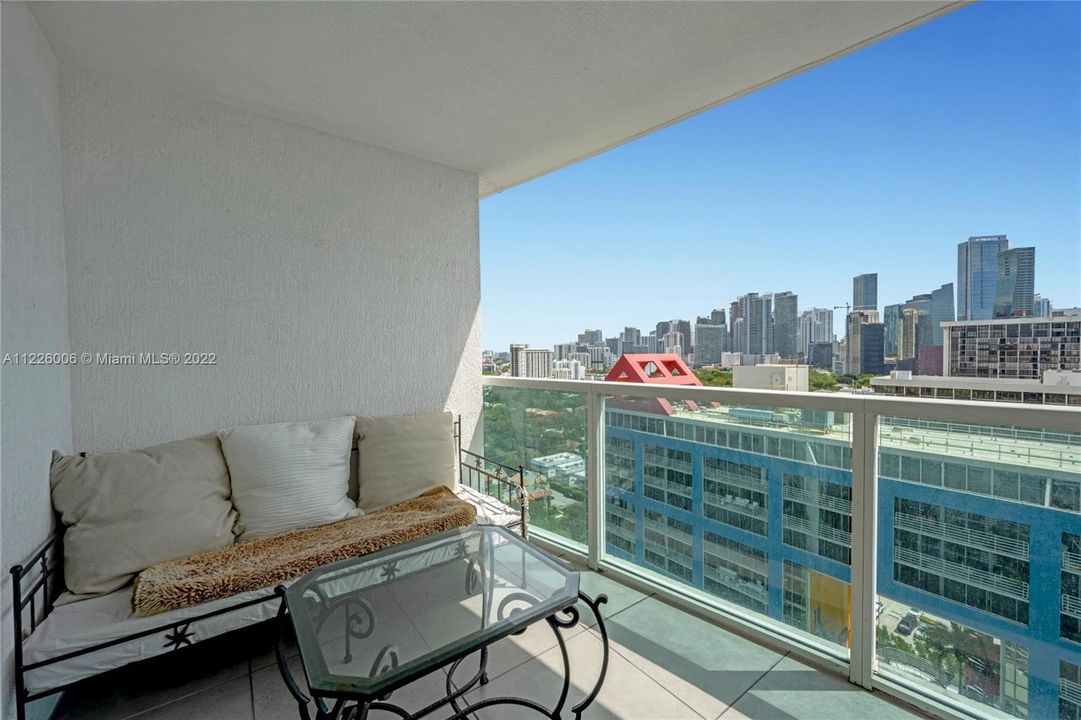 Recently Sold: $499,000 (1 beds, 1 baths, 791 Square Feet)
