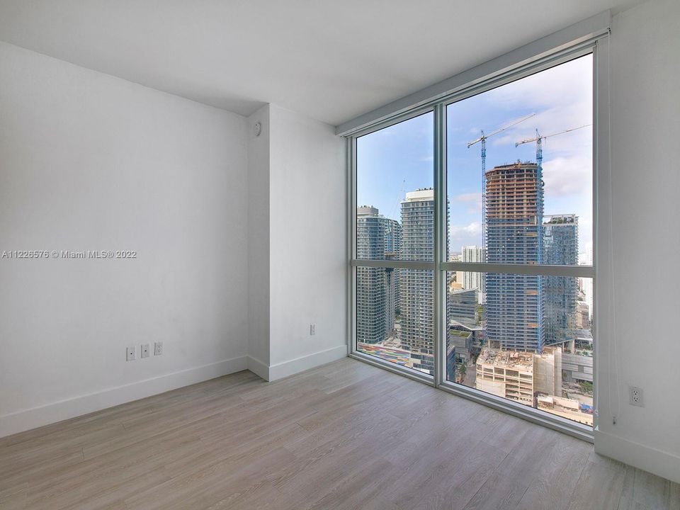 Recently Sold: $860,000 (2 beds, 2 baths, 1218 Square Feet)