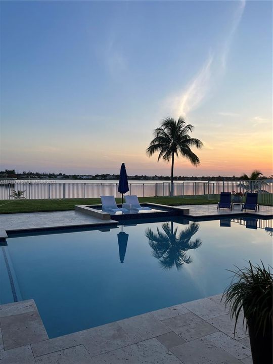 Recently Sold: $1,299,000 (5 beds, 3 baths, 3501 Square Feet)