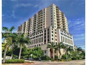 Recently Sold: $560,000 (2 beds, 2 baths, 1152 Square Feet)