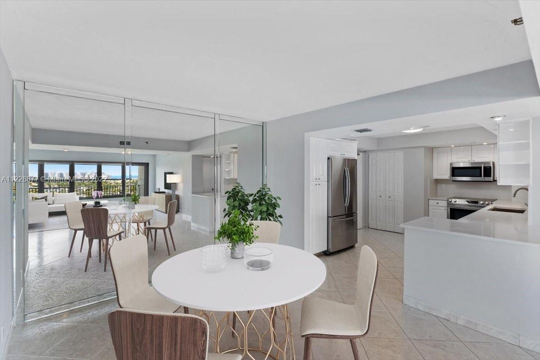 Недавно арендовано: $3,500 (2 спален, 2 ванн, 1365 Квадратных фут)