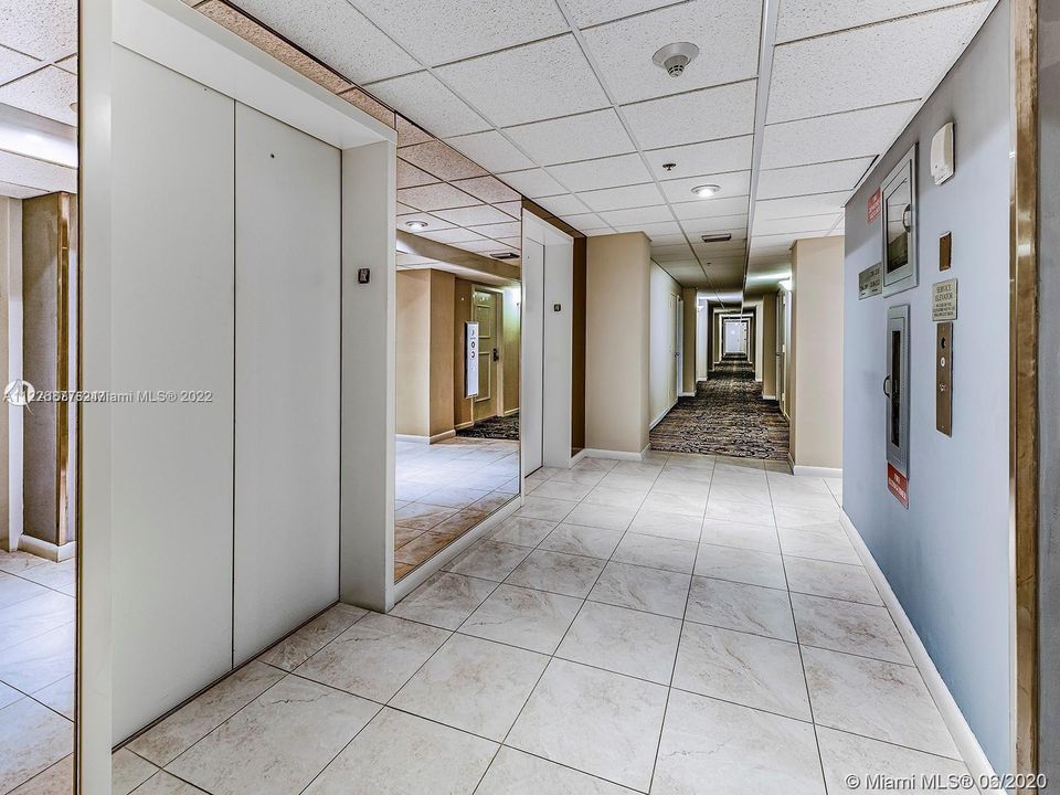 Недавно арендовано: $3,500 (2 спален, 2 ванн, 1365 Квадратных фут)