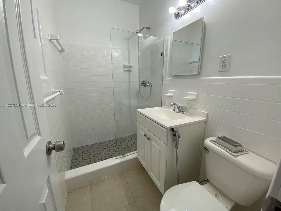 最近租的: $2,750 (2 贝兹, 2 浴室, 850 平方英尺)
