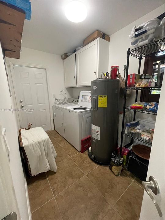 Recently Rented: $4,700 (3 beds, 2 baths, 1320 Square Feet)