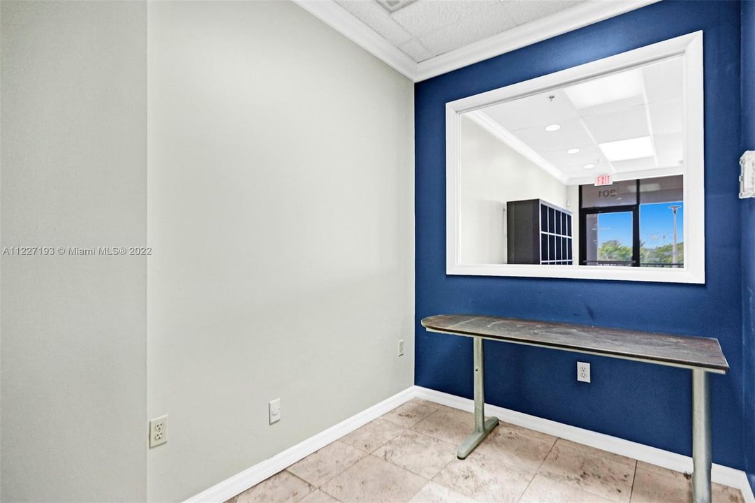 最近租的: $5,500 (0 贝兹, 0 浴室, 0 平方英尺)