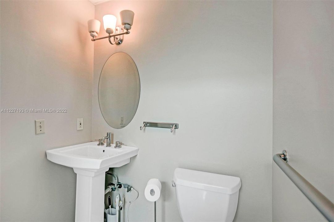 最近租的: $5,500 (0 贝兹, 0 浴室, 0 平方英尺)