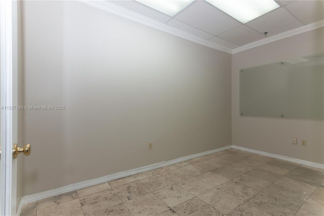 最近租的: $5,500 (0 贝兹, 0 浴室, 0 平方英尺)