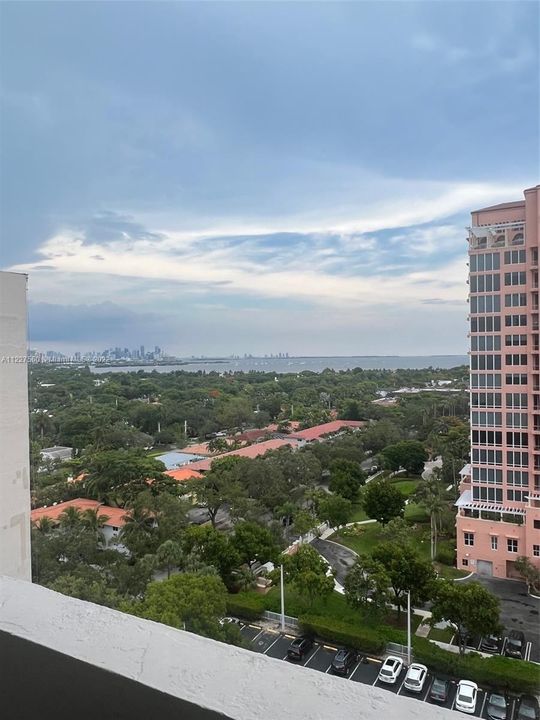 Недавно арендовано: $3,100 (1 спален, 1 ванн, 910 Квадратных фут)