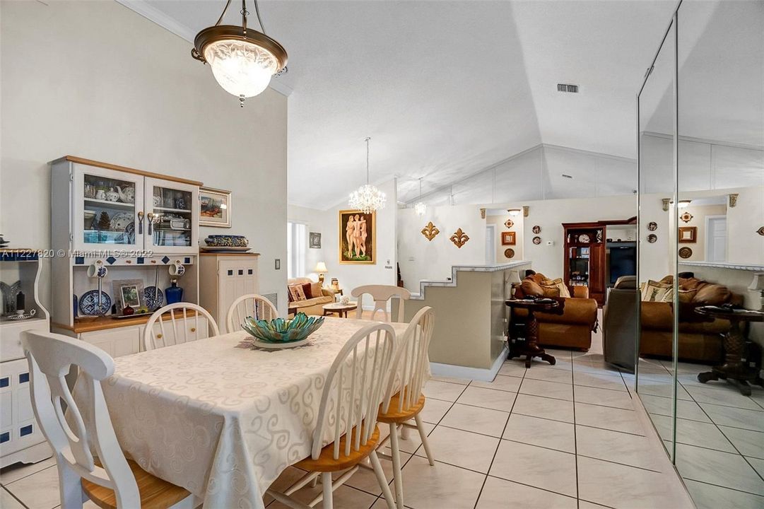 Recently Sold: $649,900 (4 beds, 2 baths, 2460 Square Feet)