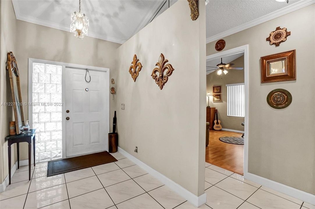 Recently Sold: $649,900 (4 beds, 2 baths, 2460 Square Feet)