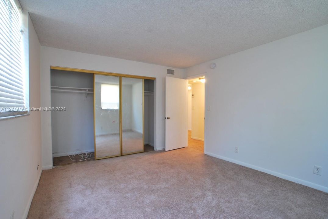 Recently Sold: $179,000 (2 beds, 1 baths, 850 Square Feet)