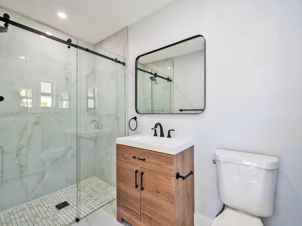 Недавно арендовано: $5,000 (3 спален, 2 ванн, 1275 Квадратных фут)