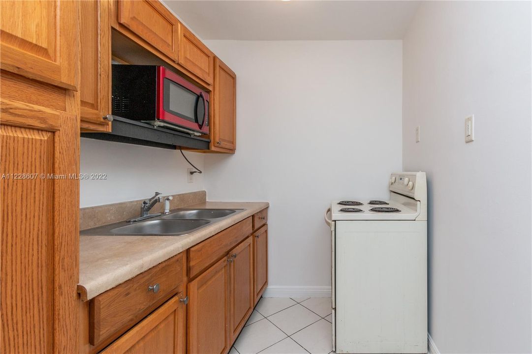 Recently Rented: $1,500 (1 beds, 1 baths, 600 Square Feet)