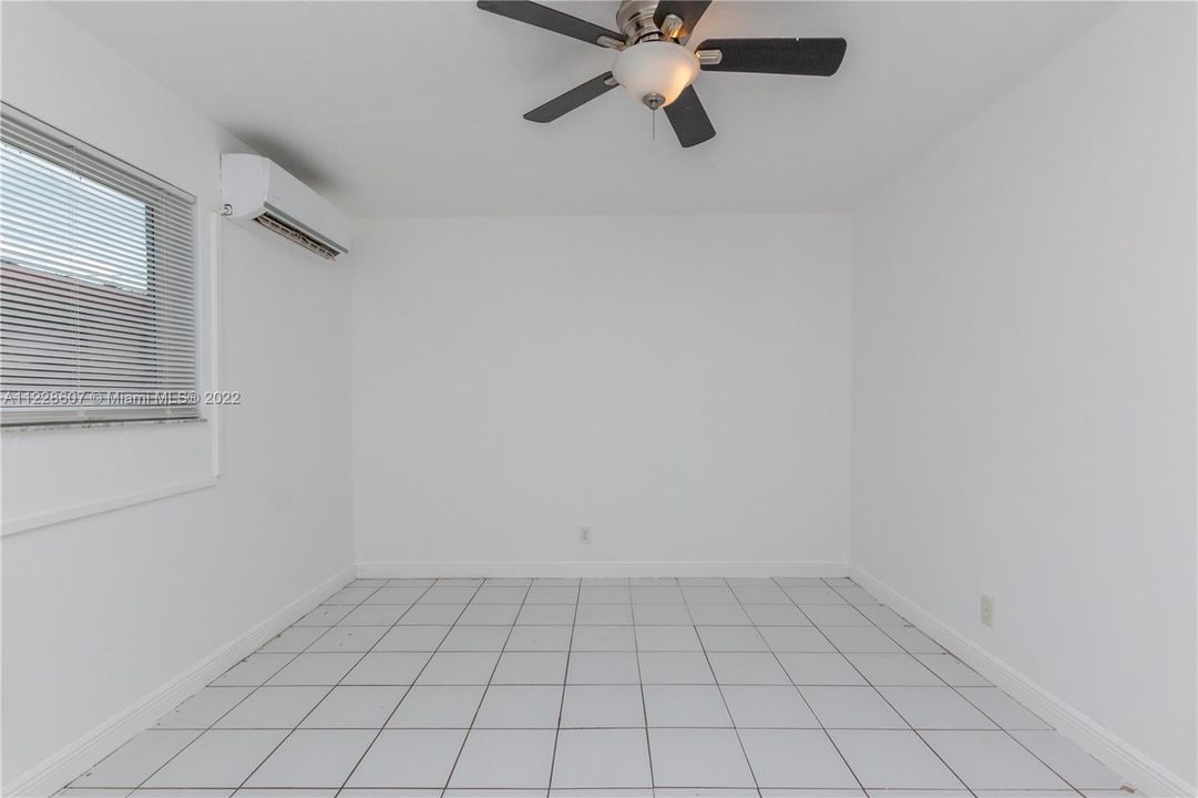 Recently Rented: $1,500 (1 beds, 1 baths, 600 Square Feet)